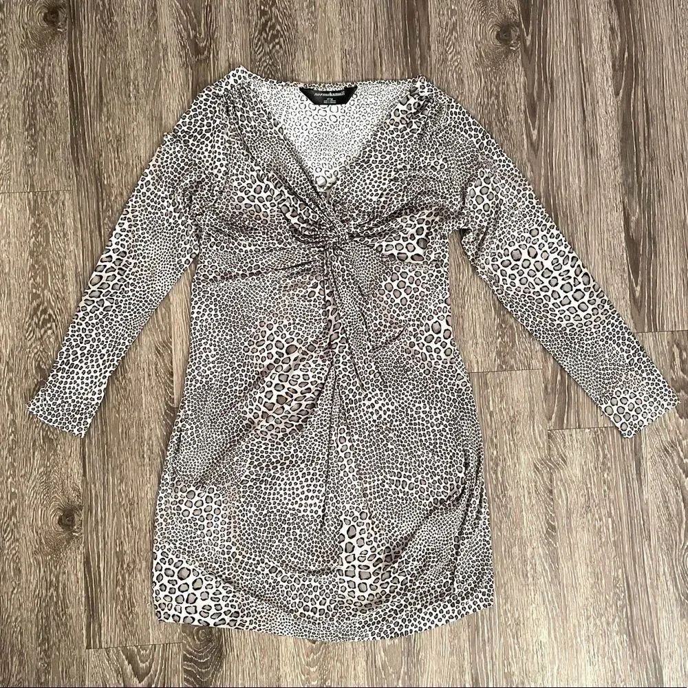 Norma kamali grey animal print twist front dress